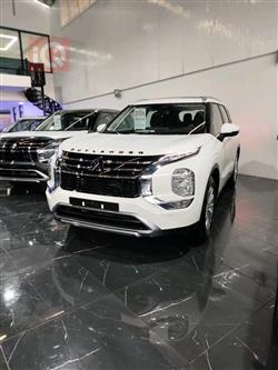 ميتسوبيشي اوتلاندر